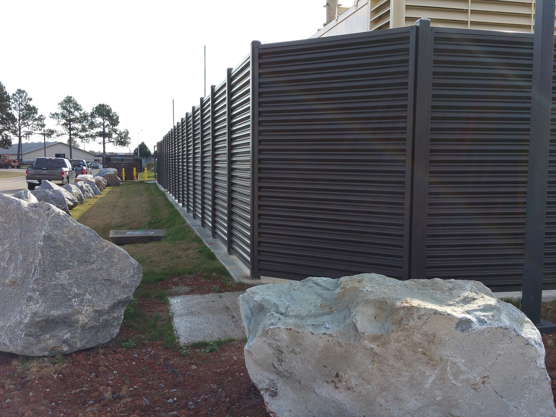 gallery-securityfencing-rampart02