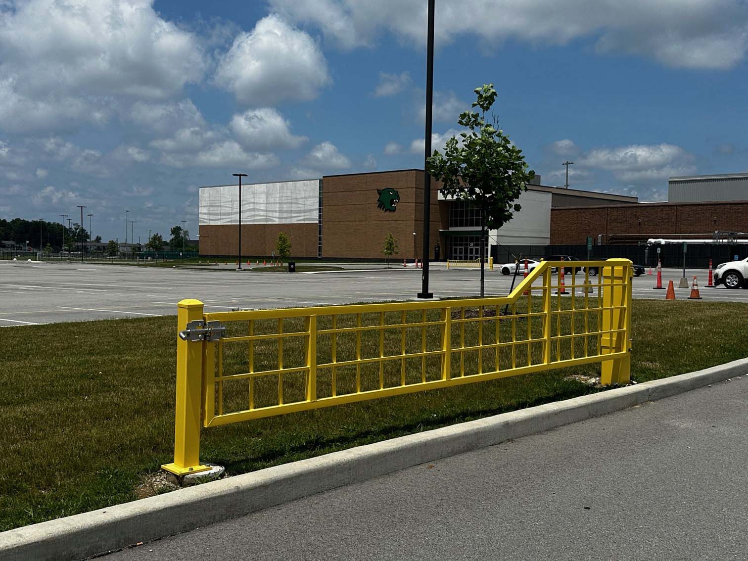 Barrier-Gate-3